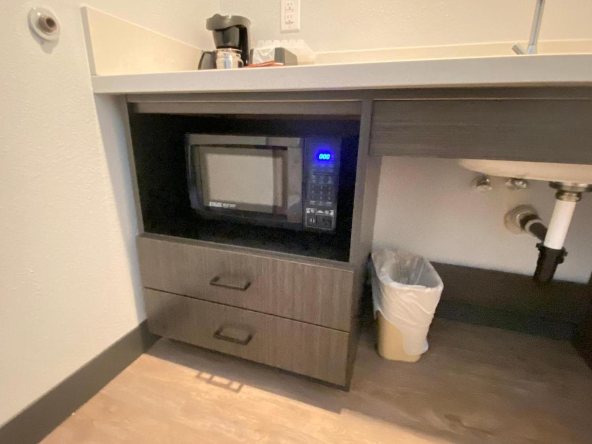 Pinetop Studio Suites Buitenkant foto