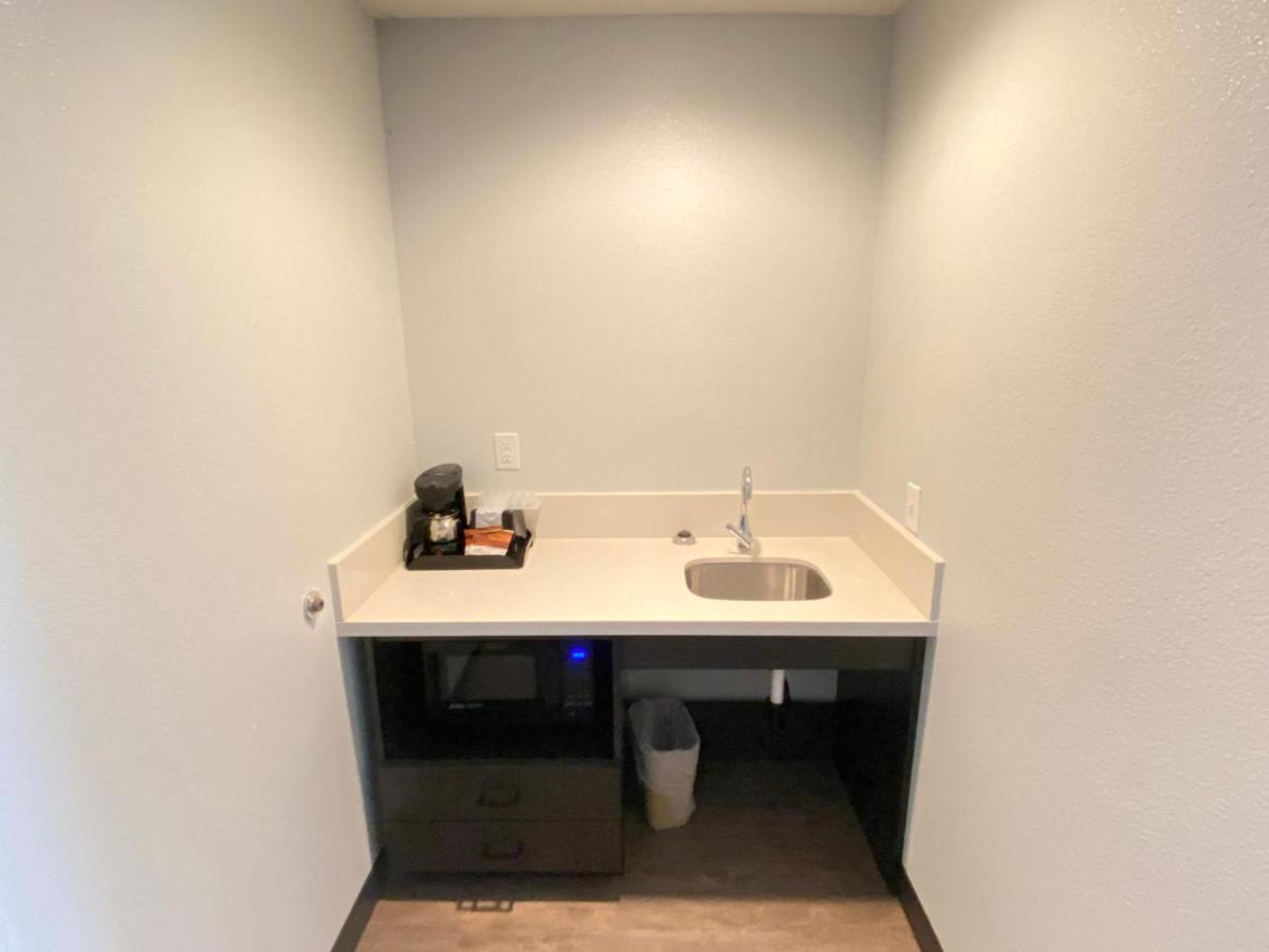 Pinetop Studio Suites Buitenkant foto