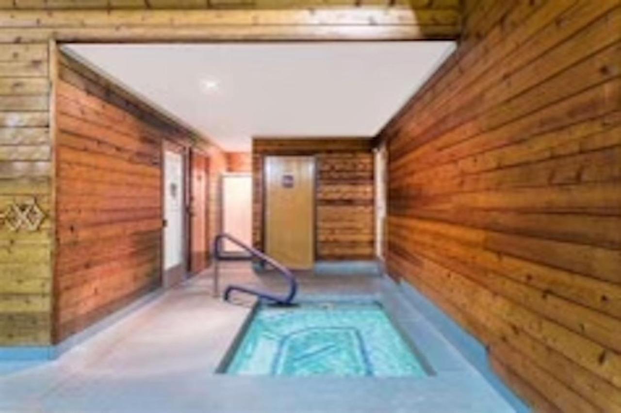 Pinetop Studio Suites Buitenkant foto