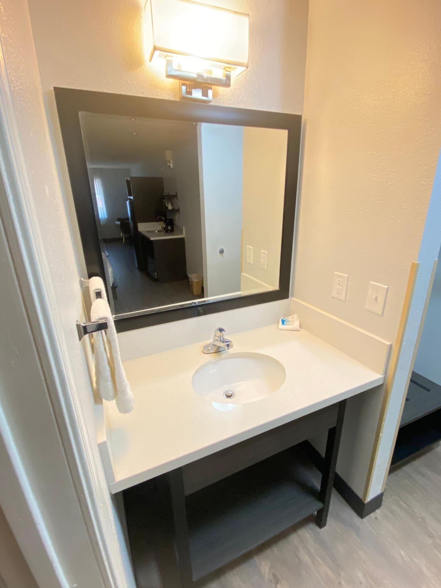 Pinetop Studio Suites Buitenkant foto