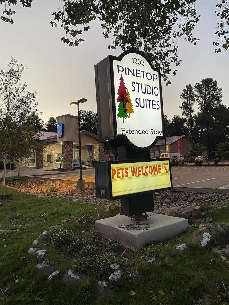 Pinetop Studio Suites Buitenkant foto
