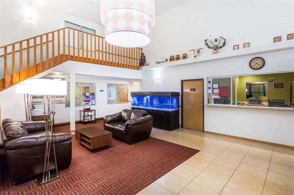 Pinetop Studio Suites Buitenkant foto