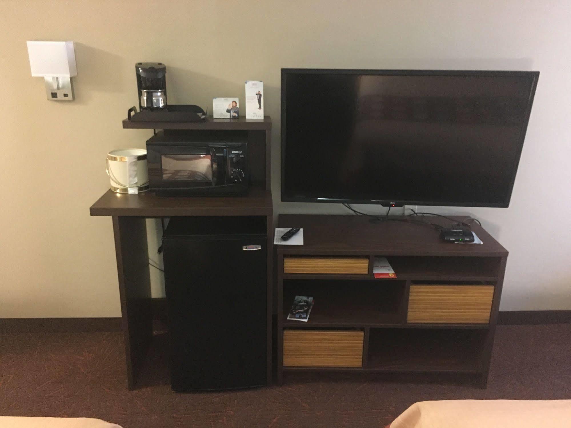 Pinetop Studio Suites Buitenkant foto